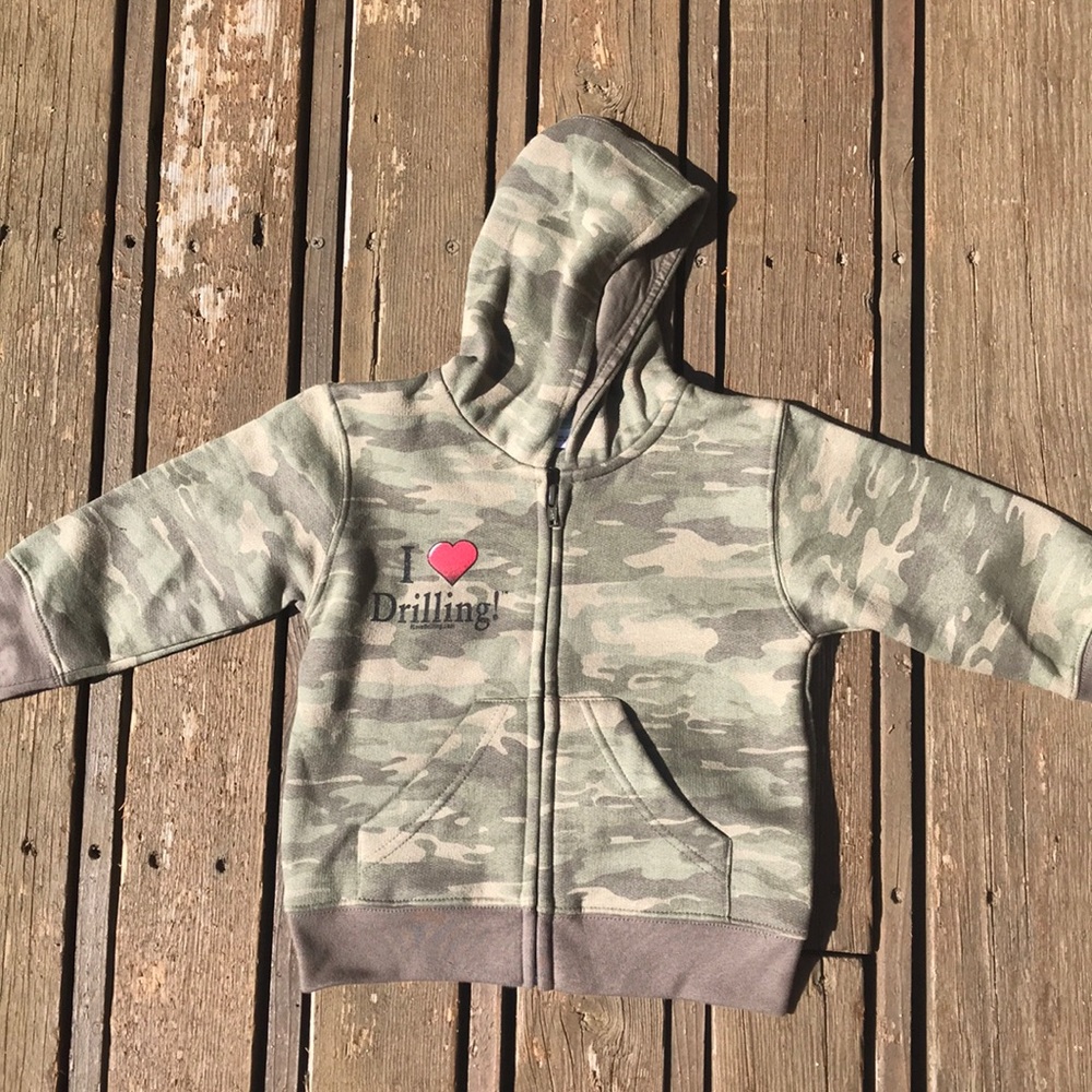 “ I❤️ Drilling” sweatshirt, NWOT